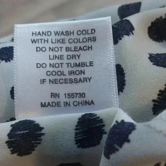 Cynthia Rowley Top with Black Polka Dots Size S - Picture 8 of 8